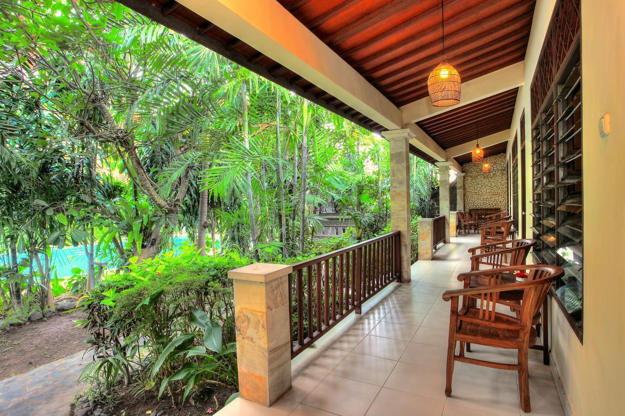 Raja Gardens Hotel Seminyak  Exterior photo