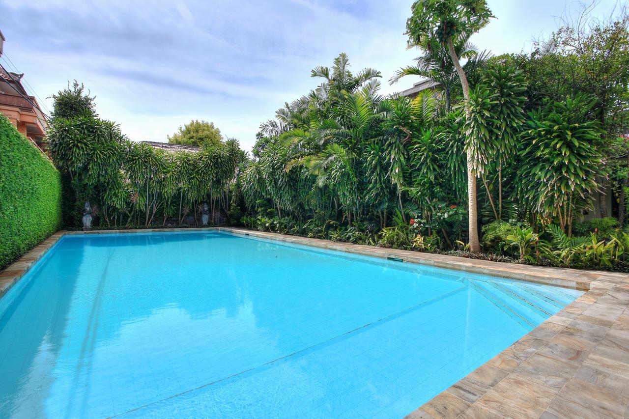 Raja Gardens Hotel Seminyak  Exterior photo